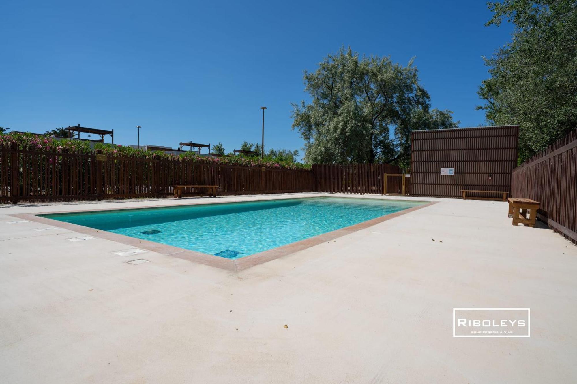 Marina Lodge - Superbe T3 à 400m de la plage de Farinette Vias Esterno foto