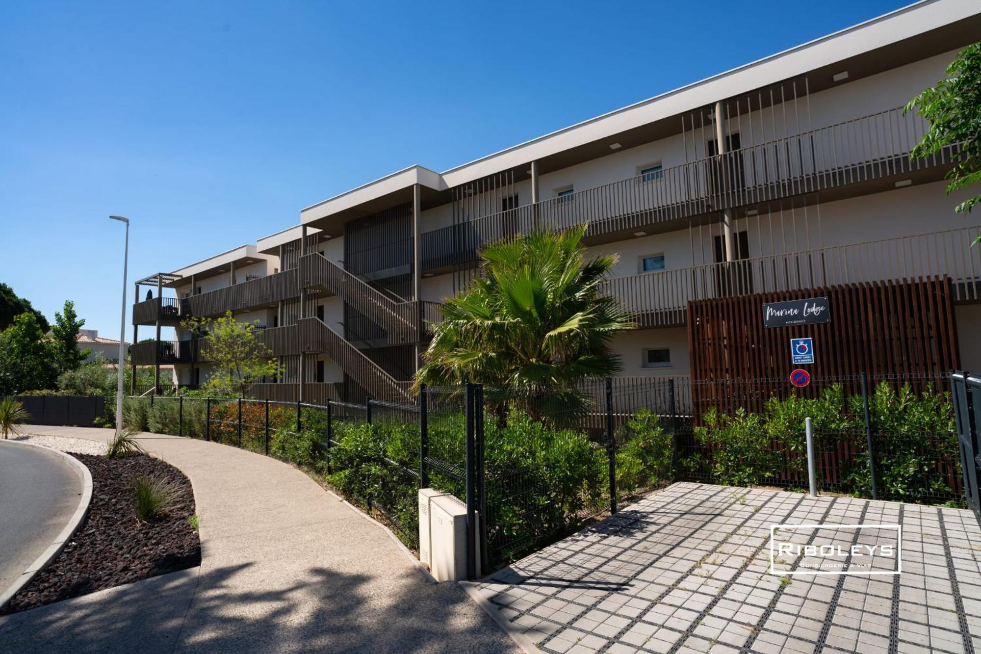Marina Lodge - Superbe T3 à 400m de la plage de Farinette Vias Esterno foto